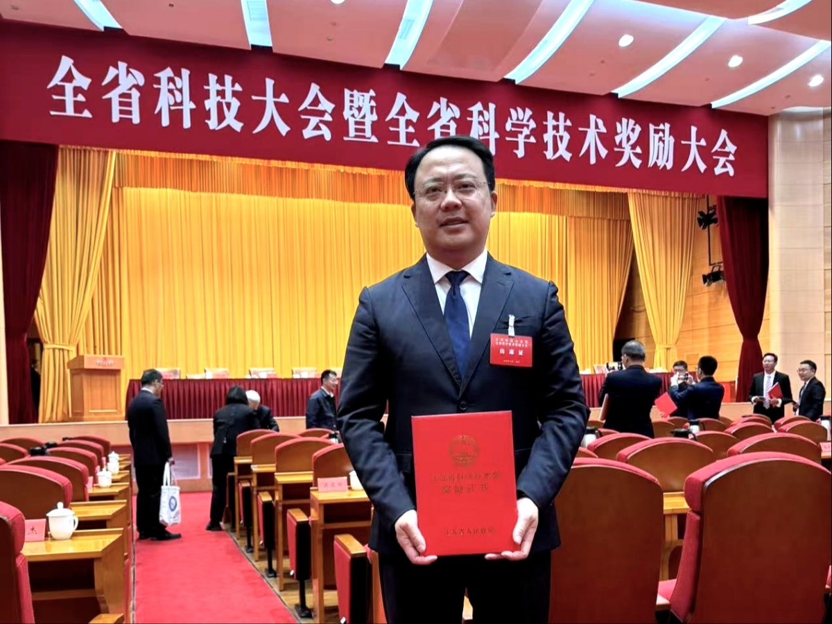 国产自拍
鲁春辉教授荣获2023年度江苏省青年科技杰出贡献奖