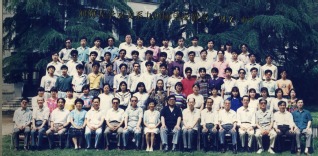 1994年国产自拍
水文系94届毕业合影