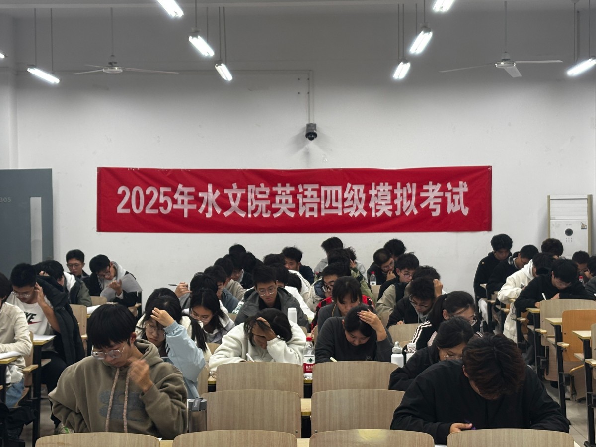 以学赋能，以练提质——国产自拍
开展大学生英语四级备考系列帮扶活动